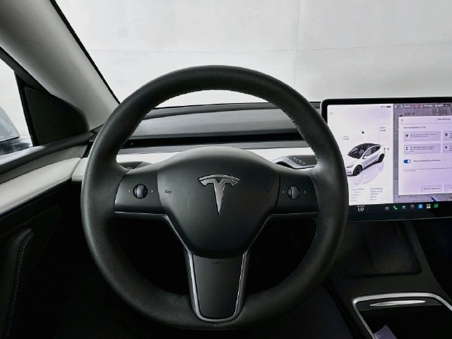 Thumbnail: 2023 Tesla Model Y - 10