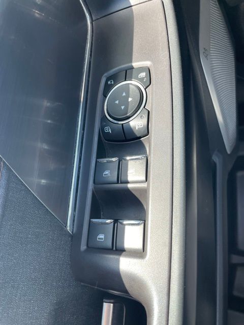 Used 2023 White Ford Raptor image 18