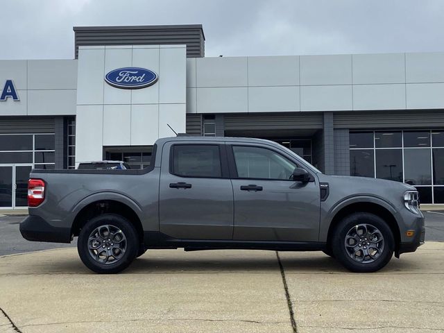 New 2026 Gray Ford XLT image 2