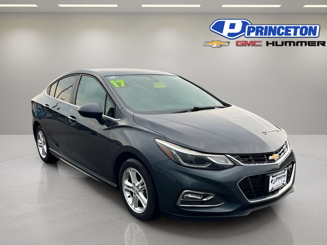  2017 Chevrolet Cruze LT Sedan FWD   