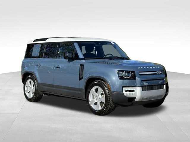 2025 Land Rover Defender 110 S 7