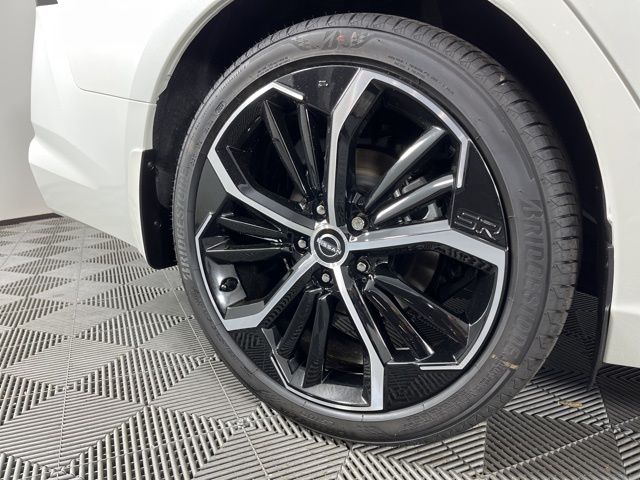 2025 Pearl White Tricoat Nissan Altima 2.5 SR FWD Sedan