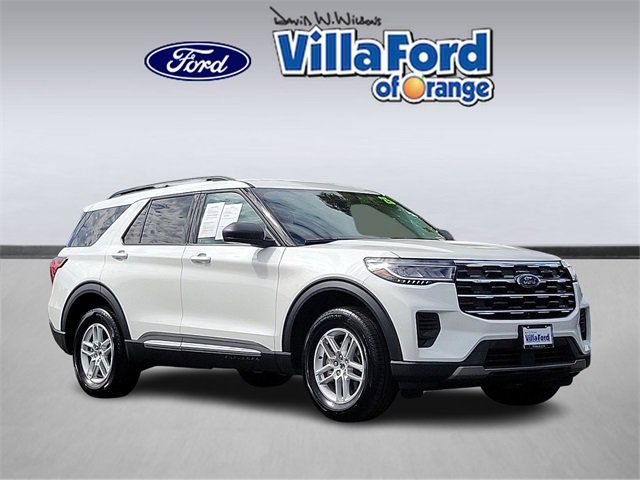 2025 Ford Explorer Active AWD