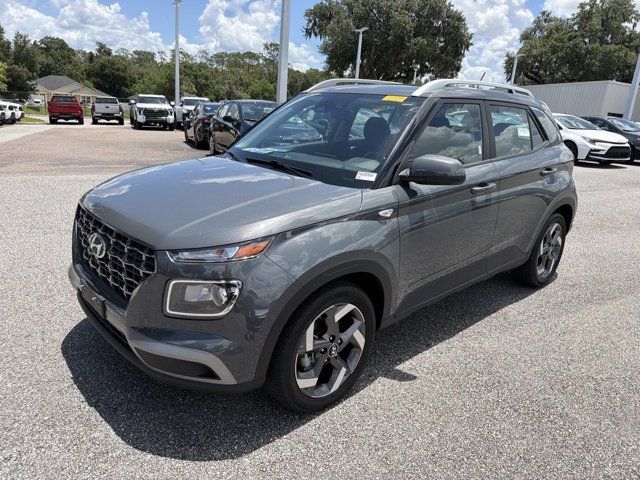 Used 2025 Hyundai Venue SUV
