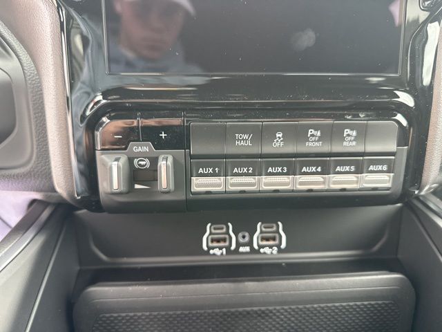 2026 Ram 2500 Big Horn - Bright White Clearcoat exterior view 18