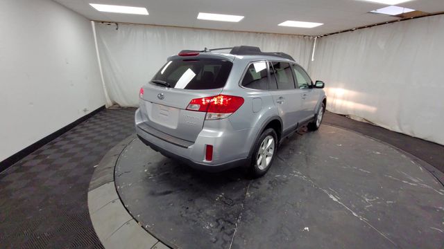 2013 – Subaru – Outback