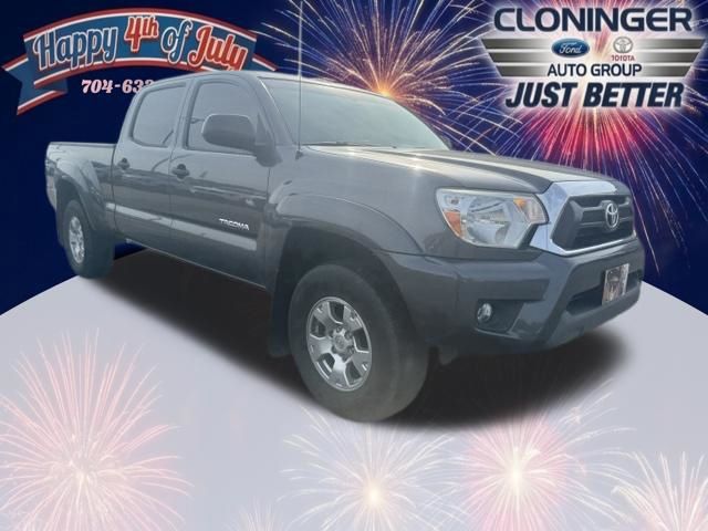 Magnetic Gray Metallic 2014 Toyota Tacoma Pickup Truck 4X2 5-Speed Automatic