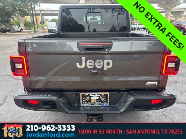 Used Car 2022 Jeep Gladiator  Overland For Sale Under $35,000 In San Antonio, Texas