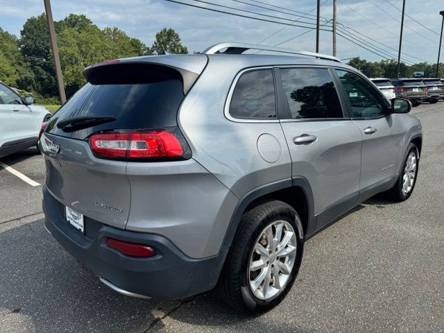 Used 2016 Silver Jeep Limited image 8