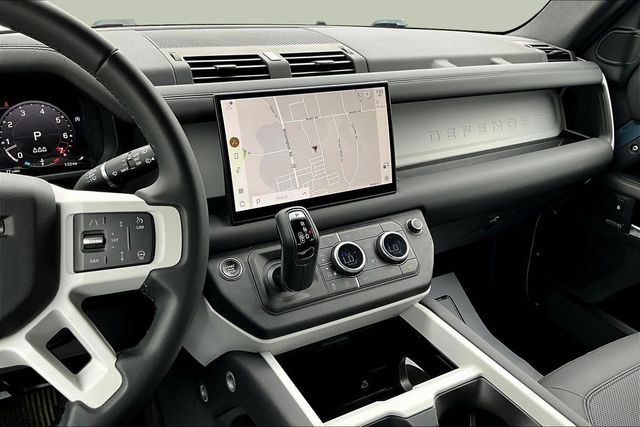 2025 Land Rover Defender 110 X-Dynamic SE - 8