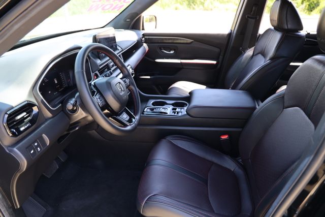 2025 Honda Pilot Black Edition Black at AutoSavvy Houston Northwest