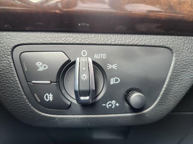 2018 Audi Q5 2.0T Black at Autostrade