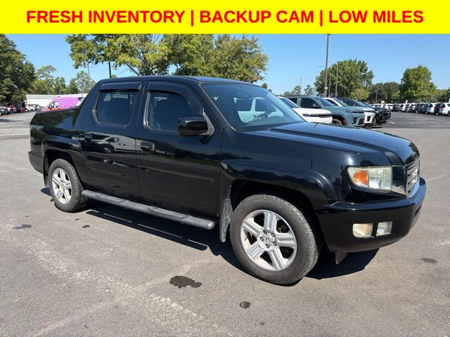 Crystal Black Pearl 2013 Honda Ridgeline Pickup Truck Four-Wheel Drive 5-Speed Automatic