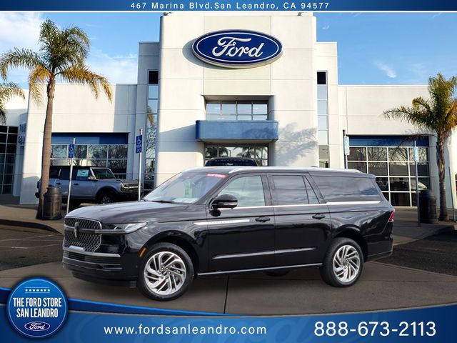 Infinite Black Metallic Clearcoat 2025 Lincoln Navigator SUV / Crossover Four-Wheel Drive Automatic