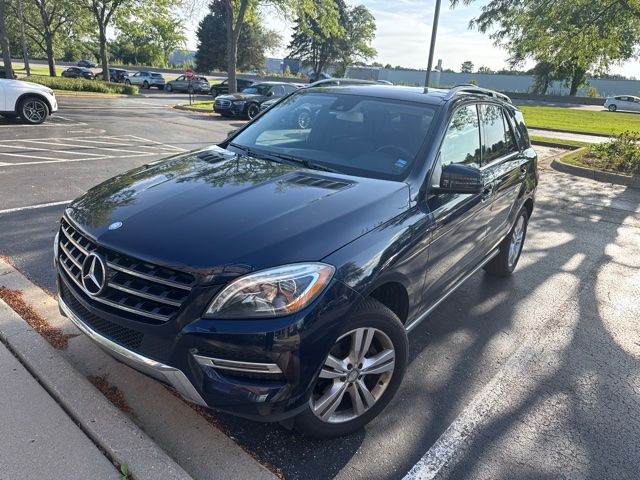 Lunar Blue Metallic 2015 Mercedes-Benz M-Class SUV / Crossover All-Wheel Drive 7-Speed Automatic