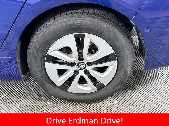 Used 2018 Toyota Prius Hatchback