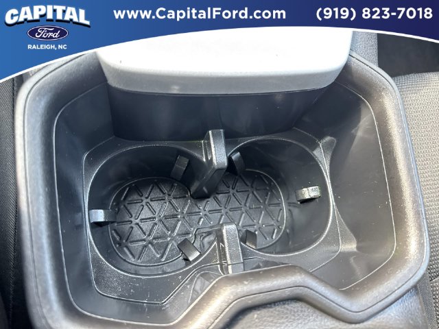 Used 2025 Ice Toyota LE image 31