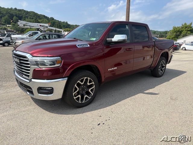 Delmonico Red Pearlcoat 2025 RAM 1500 Pickup Truck Four-Wheel Drive 8-Speed Automatic