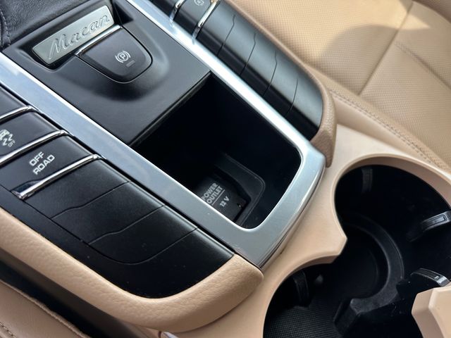 Used 2019  Porsche S image 23