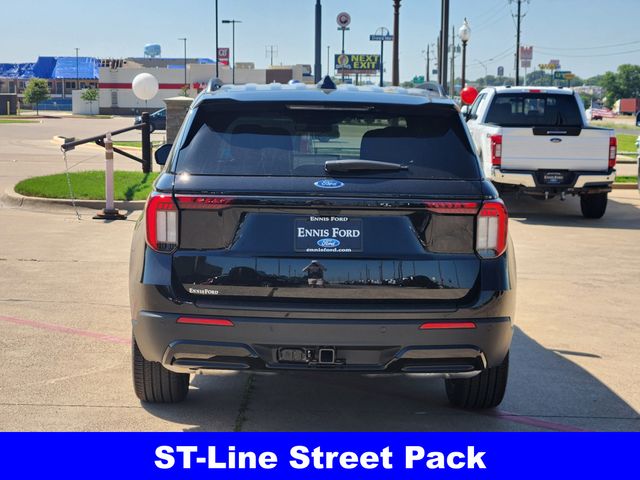 2025 Ford Explorer ST-Line photo
