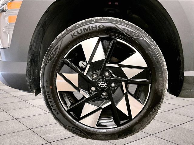 2024 Hyundai Kona SEL - 7