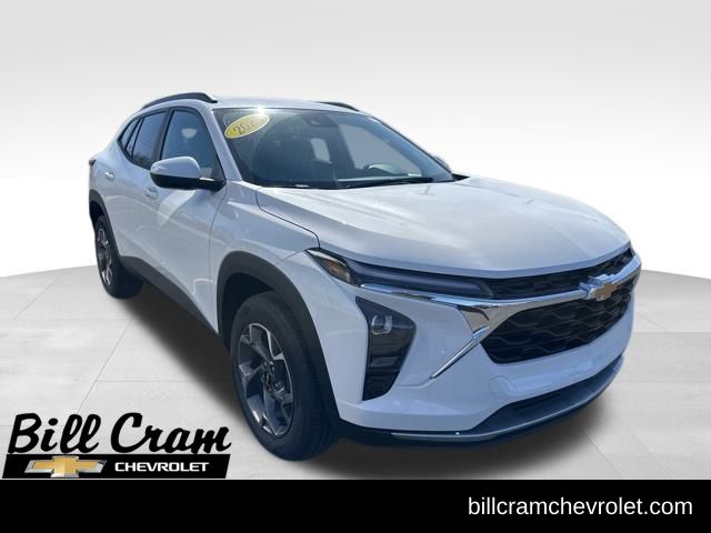 2025 Chevrolet Trax LT photo