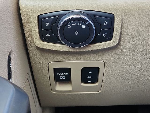 Used Car 2018 Ford F-150  Xlt For Sale Under $30,000 In Plainview, Texas
