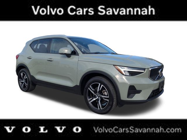 2023 Volvo XC40 B5 Core AWD
