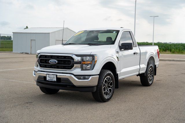 2023 Ford F-150 XLT 3