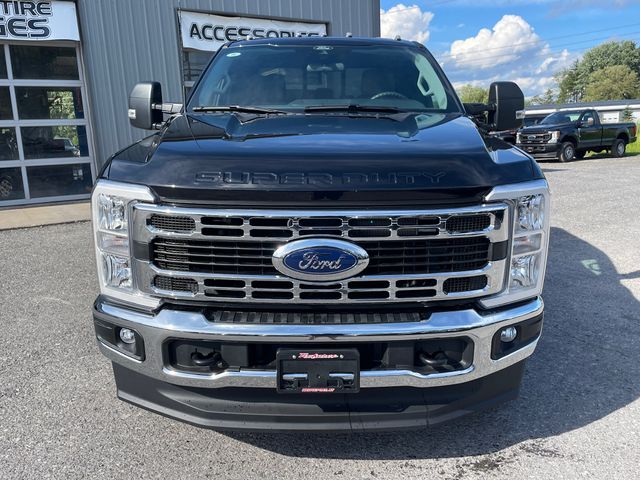 2026 Ford F-350SD XLT - Black Metallic exterior view 2