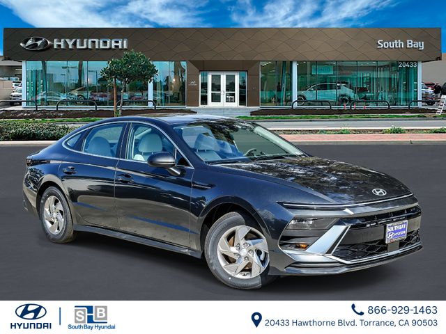 2026 Hyundai Sonata SE's photo
