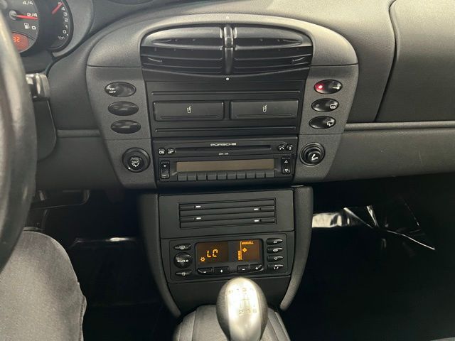 1999 Porsche 911 Carrera 4 photo
