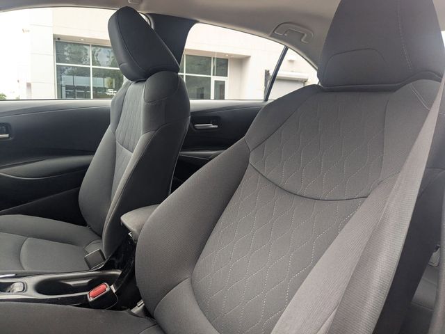2021 Toyota Corolla LE Silver at Davis Toyota of Orangeburg