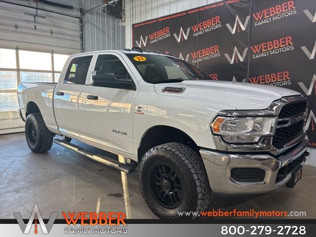 2022 RAM 2500 Tradesman Crew Cab 4WD