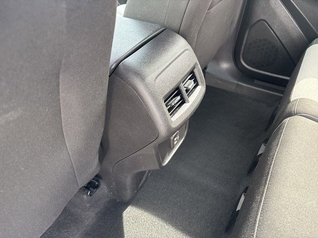 2023 Chevrolet Equinox LS photo