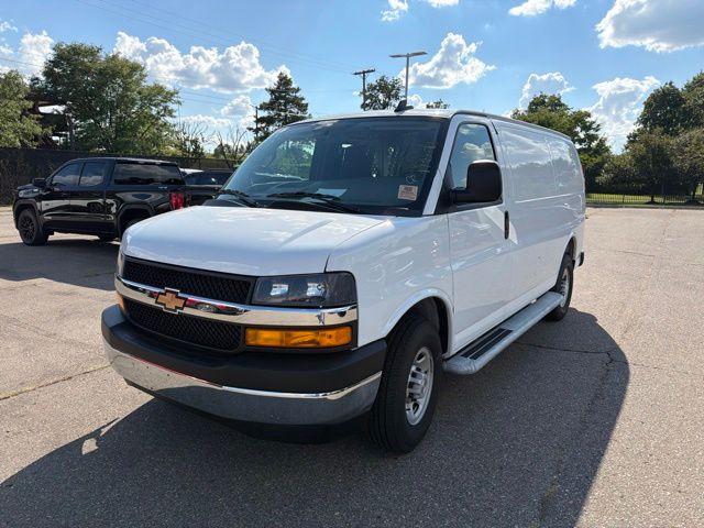 Summit White 2025 Chevrolet Express Cargo Van Rear-Wheel Drive 8-Speed Automatic Overdrive