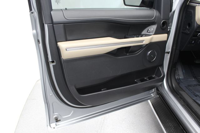 Used 2023 Silver Ford Limited image 17