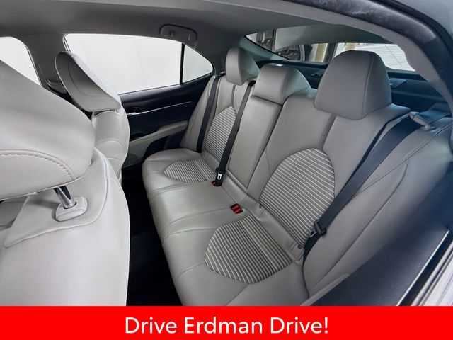 Used 2020 Toyota Camry Hybrid Sedan