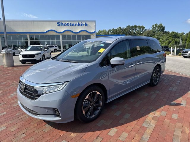 Used 2024 Honda Odyssey Van