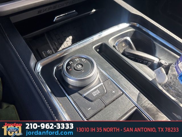 Used Car 2024 Ford Expedition  Xlt For Sale Under $40,000 In San Antonio, Texas