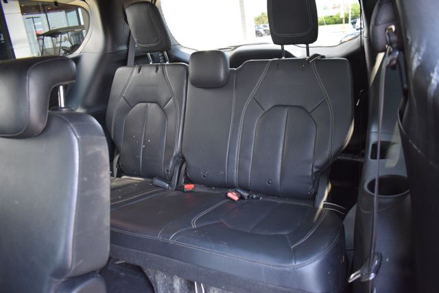 Used 2019 Chrysler Pacifica Van