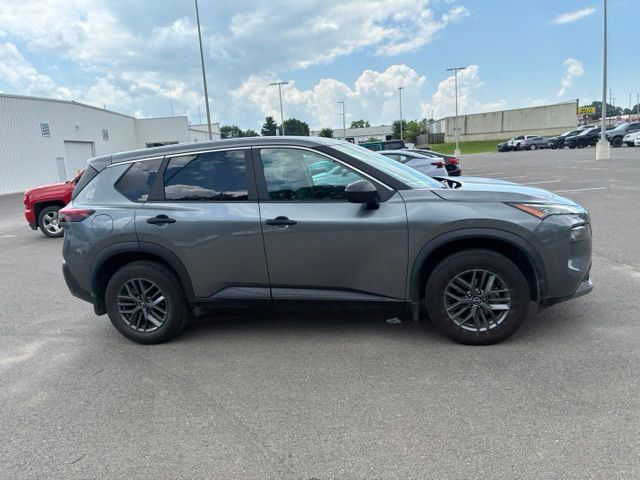 Used 2023 Gray Nissan S image 5