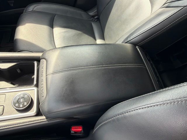 Used 2022 Nissan Pathfinder SUV