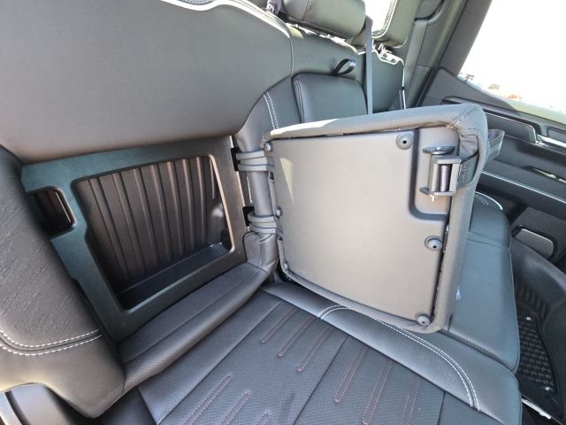2025 GMC Sierra 1500 AT4X:C02626