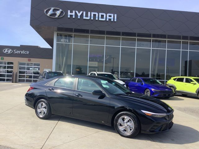 Certified Pre Owned Hyundai Elantra Se D Sedan In Avon Cj