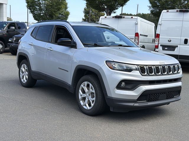 Used 2024 Silver Jeep Latitude image 15
