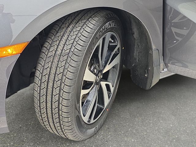 Used 2019 Black Honda Elite image 32
