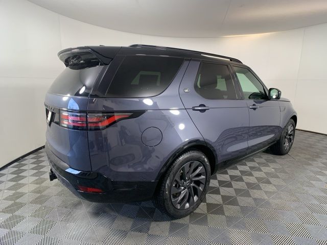 2024 Land Rover Discovery Dynamic SE 6