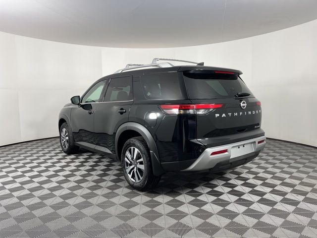 2025 Super Black Nissan Pathfinder SL 4X4 SUV