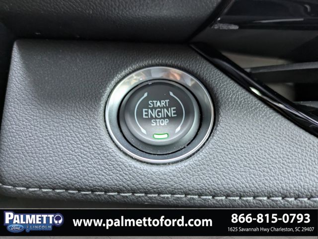 used 2025 Buick Enclave car, priced at $39,195